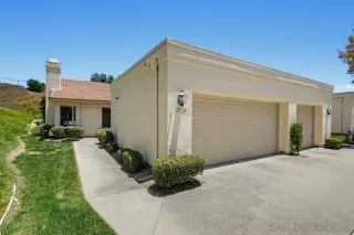 Photo #2: 260016072 Listing 