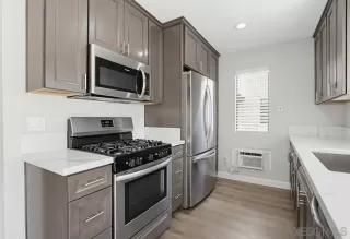Photo #6: 260016077 Listing 