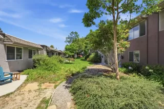 Photo #2: 260016079 Listing 