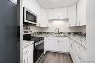 Photo #4: 260016080 Listing