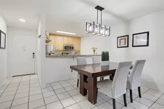 Photo #6: 260016096 Listing