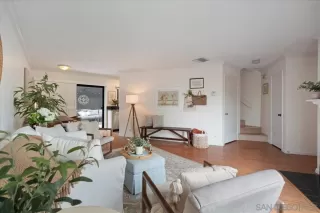 Photo #3: 260016108 Listing