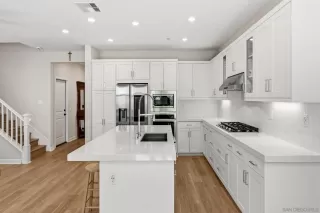 Photo #1: 260016119 Listing 
