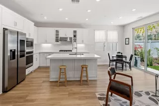 Photo #4: 260016119 Listing 