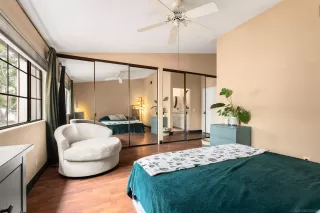 Photo #6: 260016147 Listing
