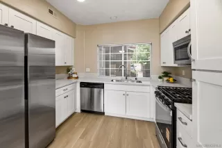 Photo #6: 260016197 Listing