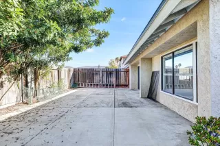 Photo #3: 2600162 Listing