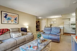 Photo #2: 260016243 Listing