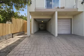 Photo #3: 260016252 Listing