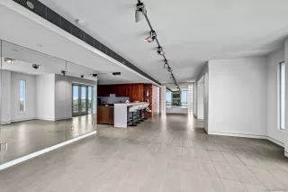 Photo #2: 260016255 Listing