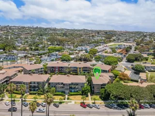Photo #3: 260016297 Listing