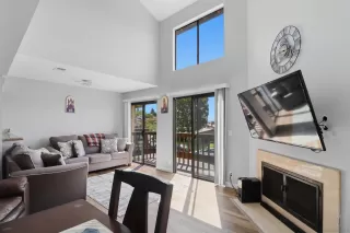 Photo #4: 260016305 Listing