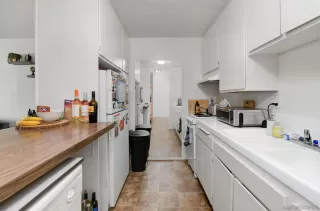 Photo #2: 260016338 Listing
