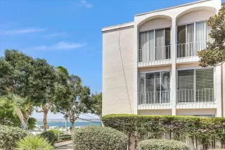 Photo #2: 260016370 Listing
