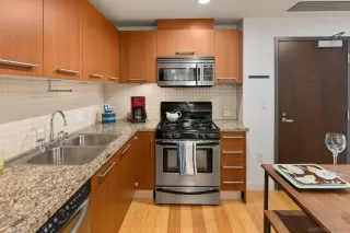 Photo #6: 260016377 Listing
