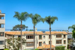 Photo #5: 260016385 Listing