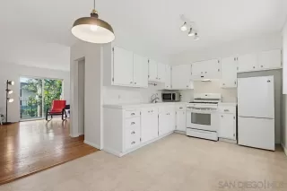 Photo #6: 260016390 Listing