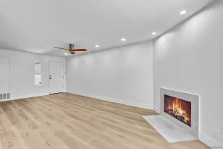 Photo #2: 260016402 Listing