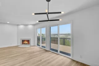 Photo #5: 260016402 Listing