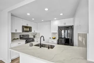 Photo #6: 260016402 Listing