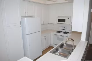 Photo #4: 260016433 Listing
