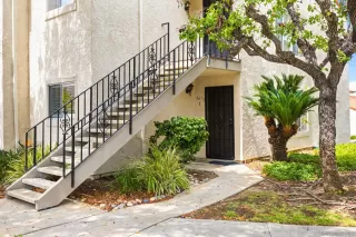 Photo #1: 260016441 Listing