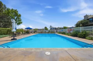 Photo #4: 260016460 Listing