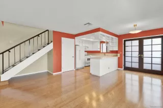 Photo #2: 260016501 Listing