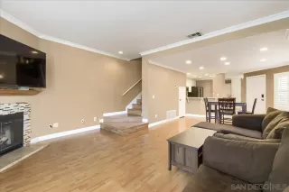 Photo #6: 260016502 Listing