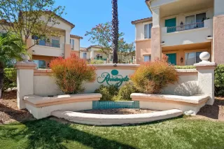 Photo #1: 260016557 Listing