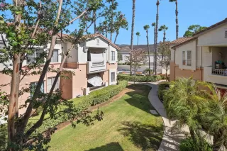 Photo #3: 260016557 Listing