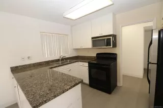 Photo #2: 260016592 Listing 