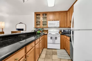 Photo #5: 260016606 Listing