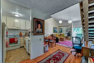 Photo #6: 260016615 Listing