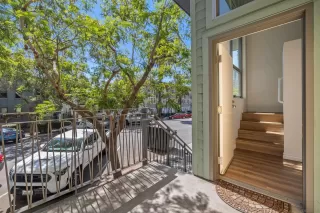 Photo #3: 260016651 Listing