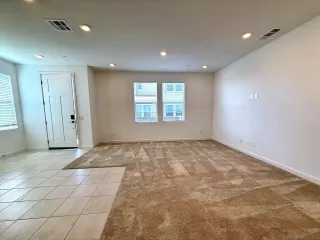 Photo #3: 260016667 Listing