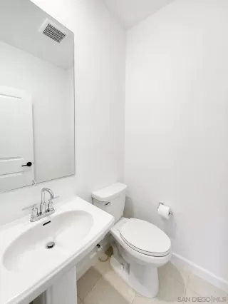 Photo #4: 260016667 Listing