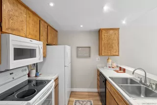 Photo #6: 260016688 Listing