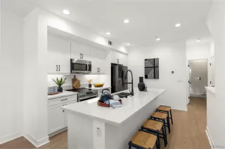 Photo #6: 260016713 Listing
