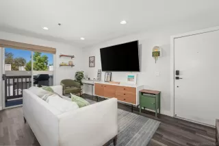 Photo #4: 260016715 Listing