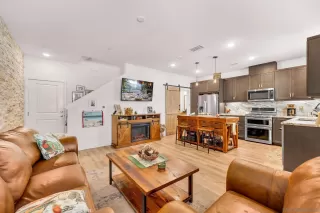 Photo #4: 260016722 Listing 