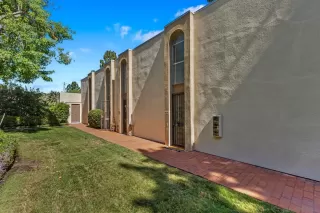 Photo #1: 260016772 Listing
