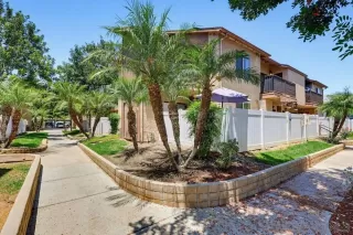 Photo #5: 260016790 Listing