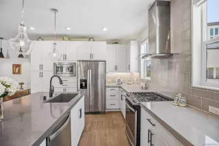 Photo #4: 260016807 Listing