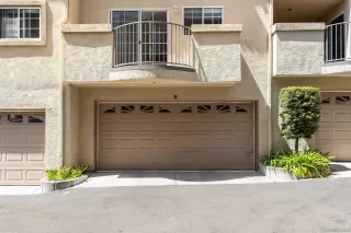 Photo #4: 260016811 Listing