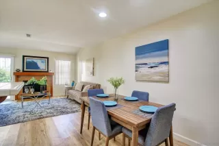 Photo #1: 260016820 Listing