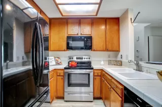 Photo #4: 260016820 Listing