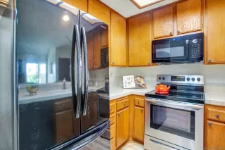 Photo #6: 260016820 Listing