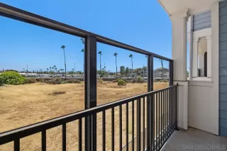 Photo #5: 260016828 Listing
