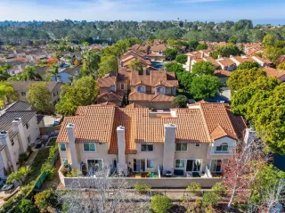 Photo #2: 260016870 Listing